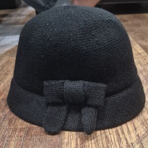 Women's Black Knit Cloche Hat with Bow Whimsigoth Grandmacore